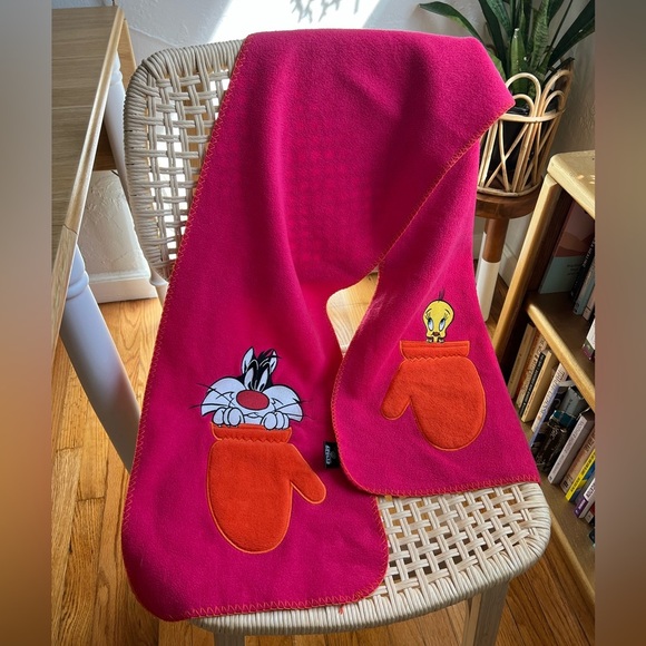 Vintage Warner Bros Looney Tunes Tweety & Sylvester Fleece Scarf – Studio Store - Picture 2 of 8